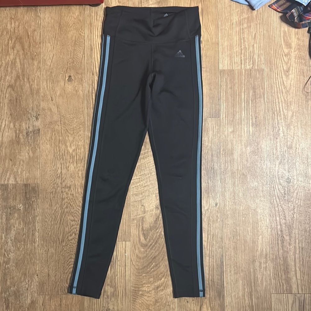 Small Adidas Leggings with teal stripes